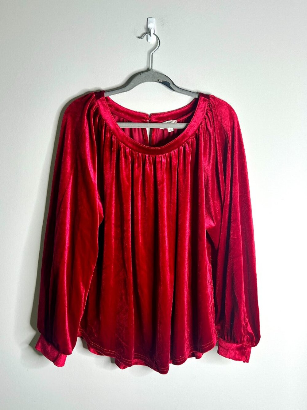 Umgee Red Crushed Velvet Drapey Flowy Top Christmas Festive Party Holiday Sz L